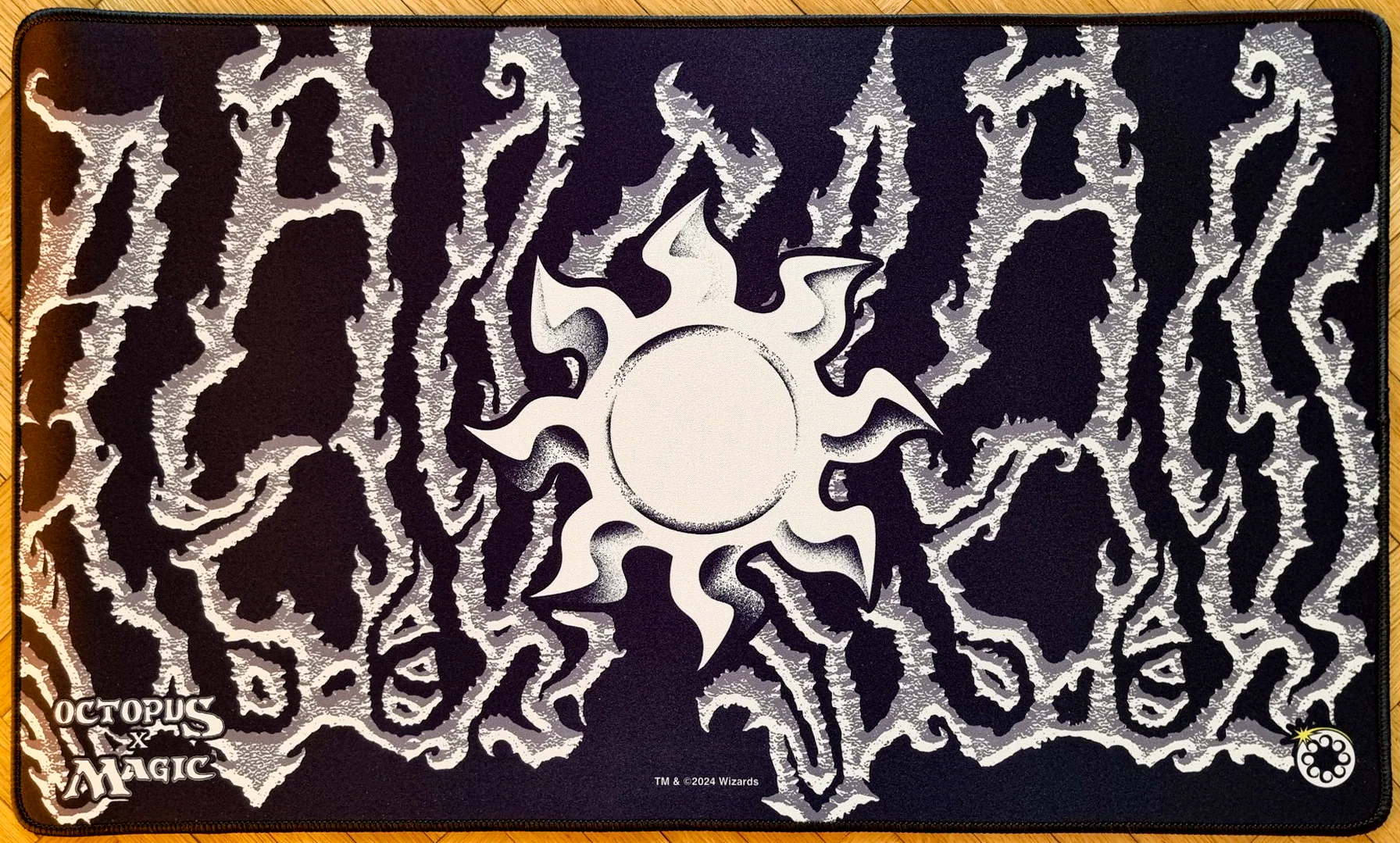Magic: The Gathering Octopus Plains - Embroidered - MTG Playmat