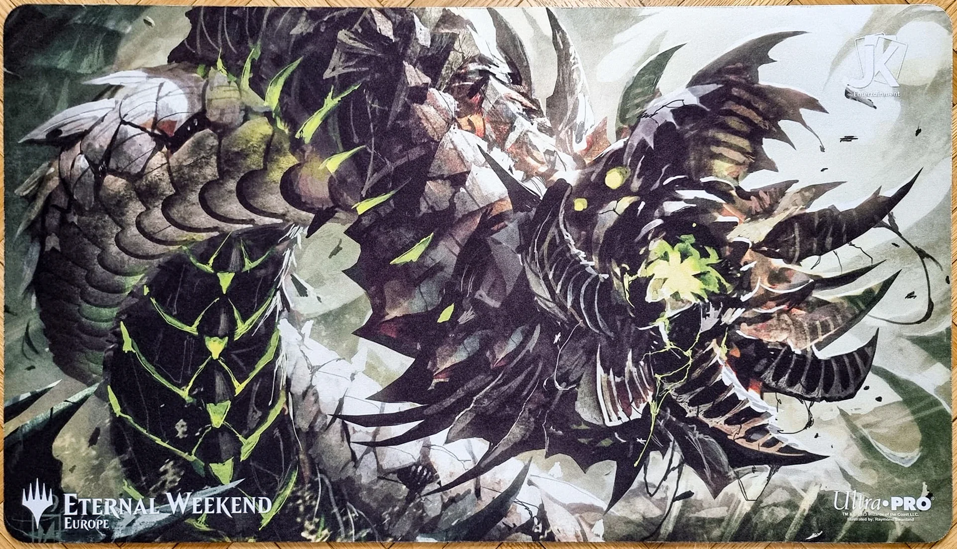 Wurmcoil Engine - Raymond Swanland - Eternal Weekend Europe 2023 - MTG Playmat